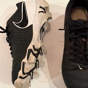 Nike Black White  cleats size US 5.5